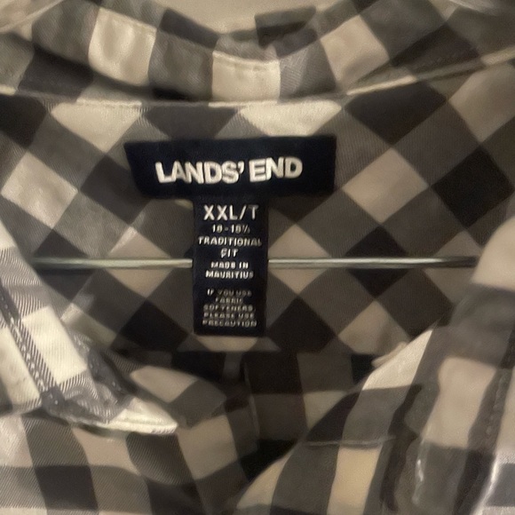 Lands’ End Grey and White Buffalo Plaid Lightweight Holiday Button Up Shirt XXLT - Picture 3 of 5